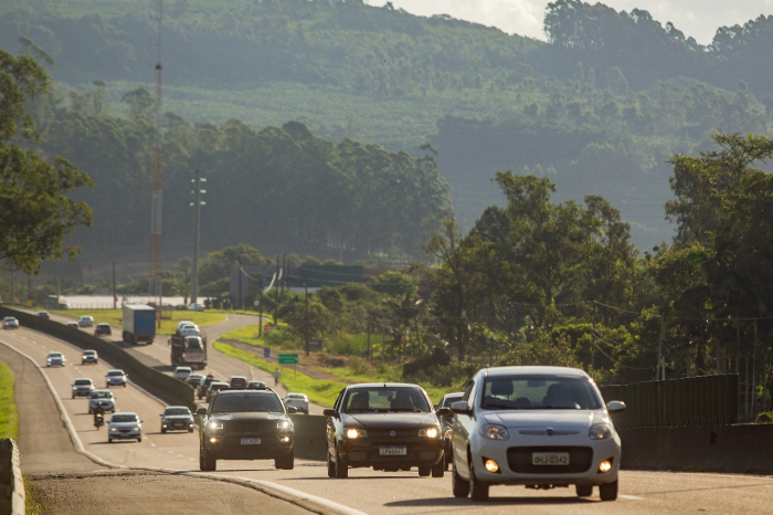 Feriado de 1º de Maio termina com 14 mortes nas rodovias federais de SC