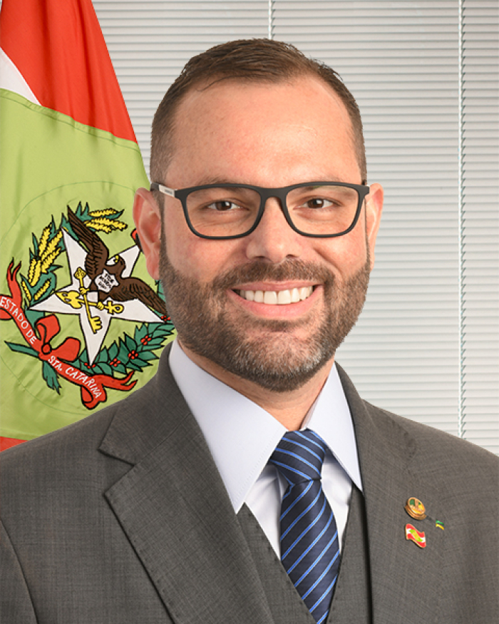 TSE agenda retomada de julgamento que pode cassar mandato de Jorge Seif