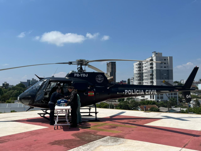 Operação aérea salva bebê de 8 dias com transferência urgente em Santa Catarina