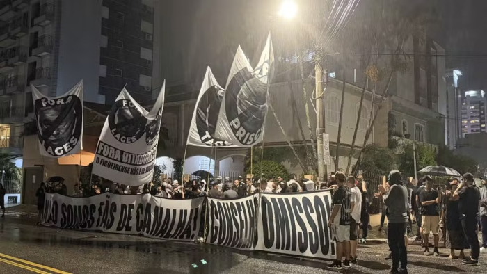 Conselho do Figueirense aprova início do processo de destituição da SAF