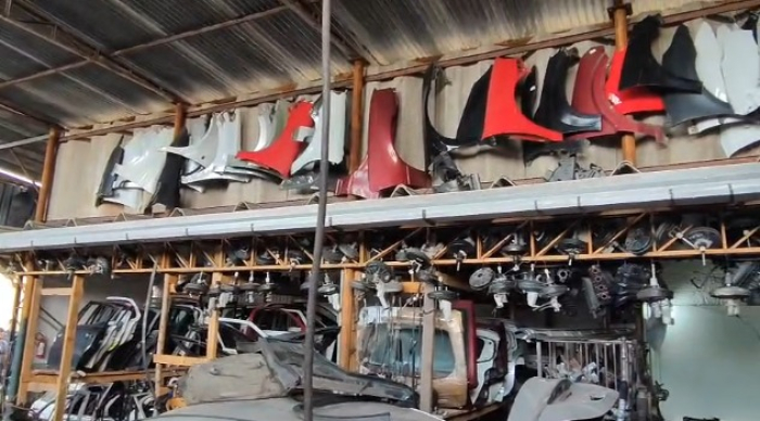 Empresário é preso em operação da Polícia Civil contra comércio ilegal de autopeças em São José