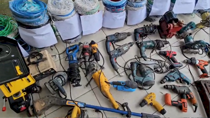 Operação “Alta Tensão” apreende grande quantidade de materiais suspeitos em Florianópolis