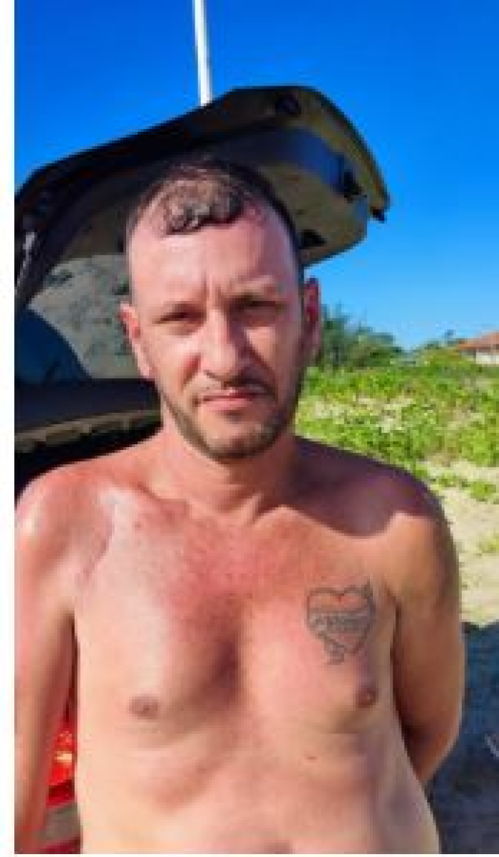 Foragido desde 2025: PCSC pede ajuda para localizar suspeito de assassinato