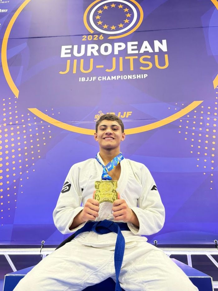 Bryan, atleta de Biguaçu, mira o topo do pódio no Campeonato Brasileiro de Jiu-Jitsu