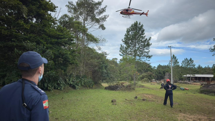 Homem desaparecido em trilha é encontrado morto em área de mata em Palhoça
