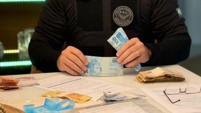 Operação da PF mira tráfico internacional de drogas e bloqueia R$ 646 milhões em bens