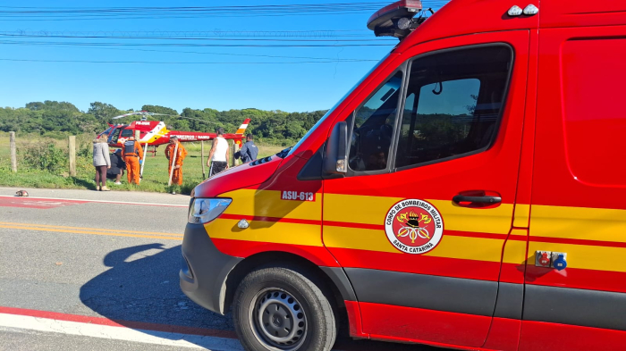 Motociclista fica ferido após colisão com carro em Canasvieiras