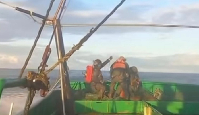 Pescador morre após tentar salvar ave marinha em alto-mar no Litoral Norte de SC