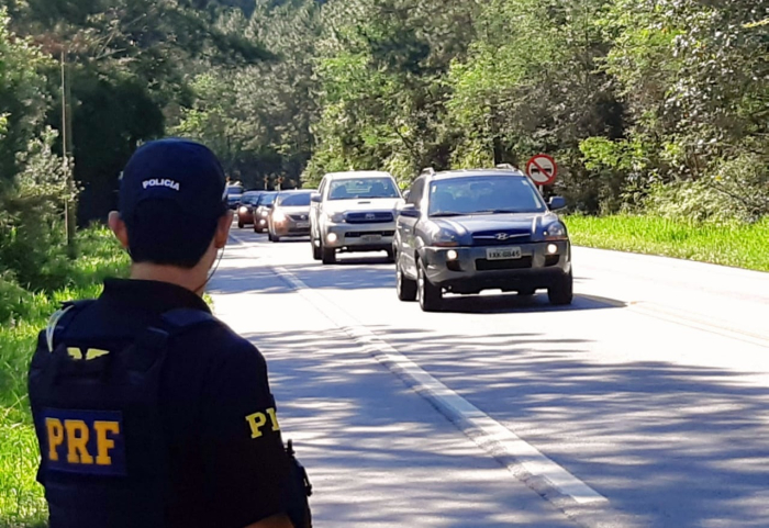 PRF reforça fiscalização nas rodovias de SC durante o feriado de Corpus Christi