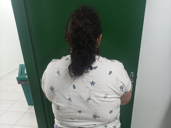 Mulher que fingia ser adolescente de 12 anos é presa por estelionato e falsa identidade em Joinville
