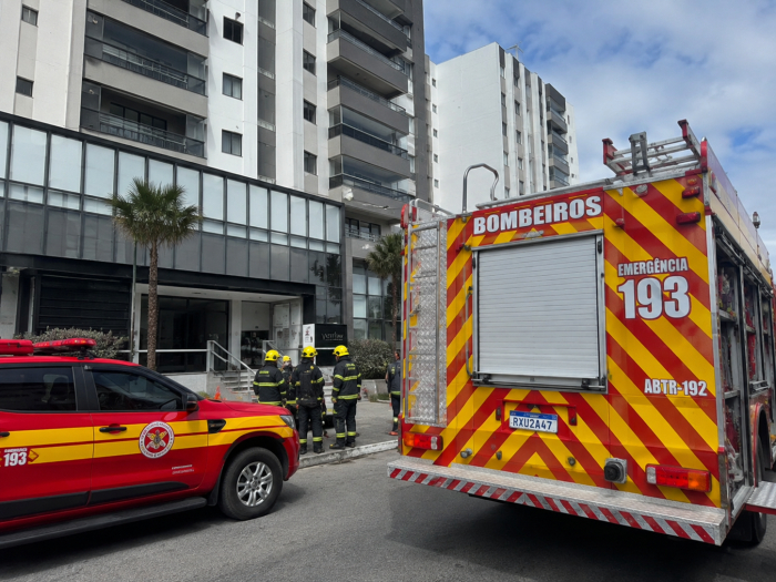 Incêndio em apartamento no Itacorubi deixa uma pessoa ferida em Florianópolis