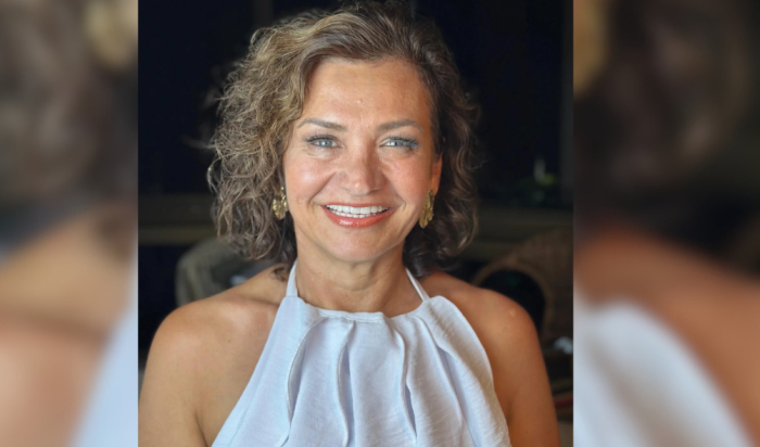 Professora de 54 anos é vítima de feminicídio em SC; corpo foi encontrado em área de mata